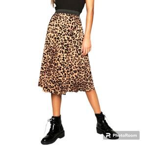 Boohoo leopard print pleated midi skirt pull on casual polyester elastic waist L